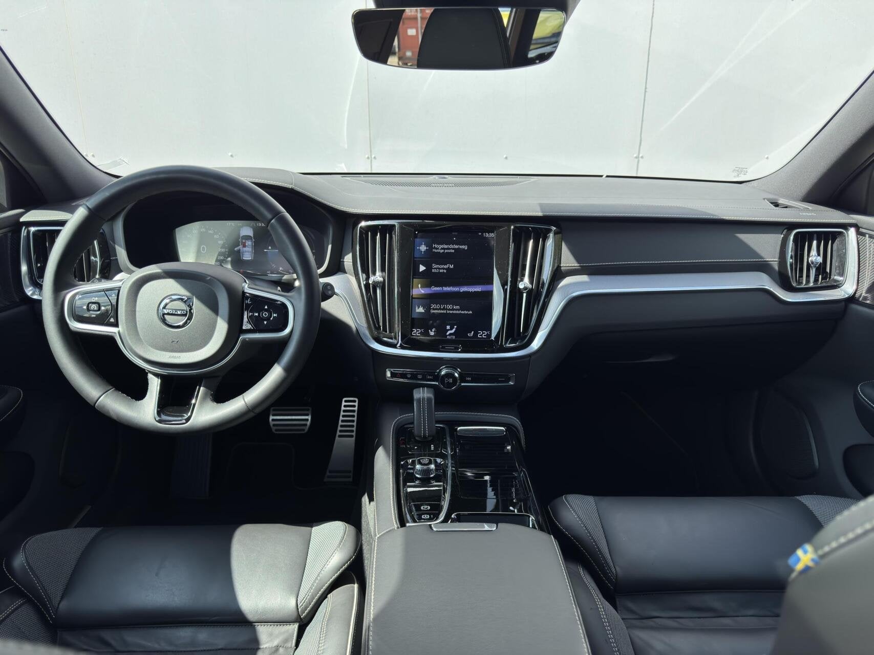Volvo V60 2.0 T6 Recharge AWD R-Design|LongRange|ACC|Pano|el, Automaat, Gebruikt, 4 cilinders, Blauw