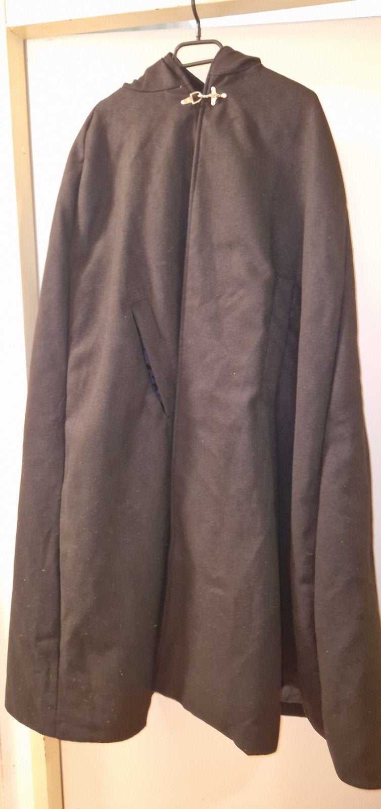 Zwarte cape met capuchon - Maat L, Verzenden, Zwart, Maat 42/44 (L), Nieuw