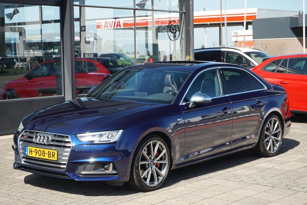 Audi S4 Limousine 3.0 TFSI S4 quattro Pro Line Plus | PANO |, Auto's, Audi, Gebruikt, 2995 cc, Blauw, Leder