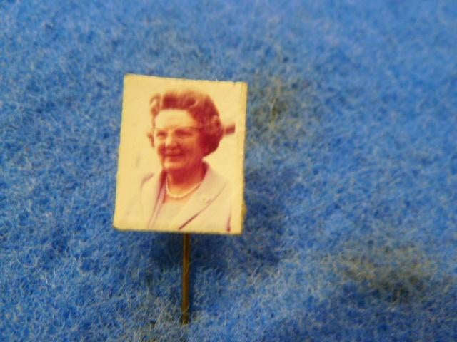 Speldje Juliana, Ophalen of Verzenden, Zo goed als nieuw, Overige onderwerpen