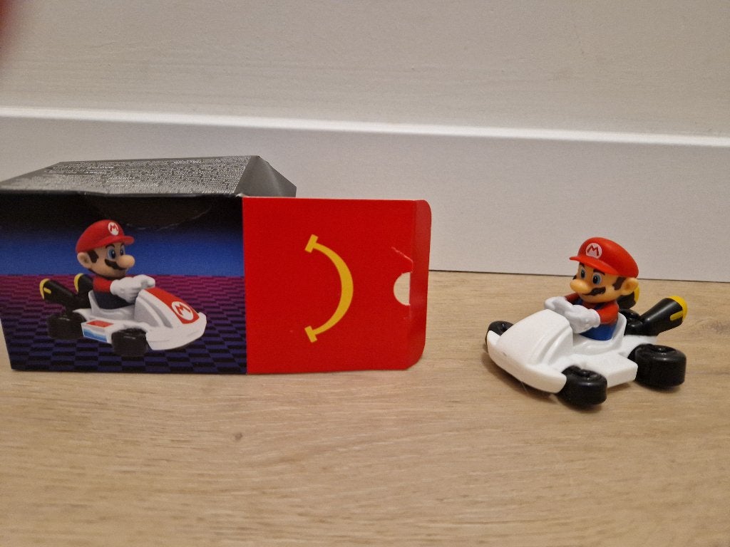 Happy Meal Mario kart, Ophalen of Verzenden, Nieuw