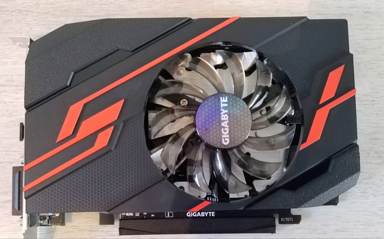 GeForce GT 1030/REV 1.0 PCI-E 3.0X4/2GB GDDR5/64 bit, Computers en Software, Videokaarten, PCI-Express 3, Gebruikt, Ophalen of Verzenden