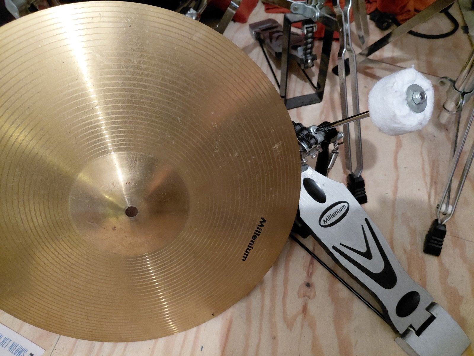 Millenium drumstel met bekkens en pedaal, Muziek en Instrumenten, Drumstellen en Slagwerk, Ophalen, Gebruikt, Overige merken