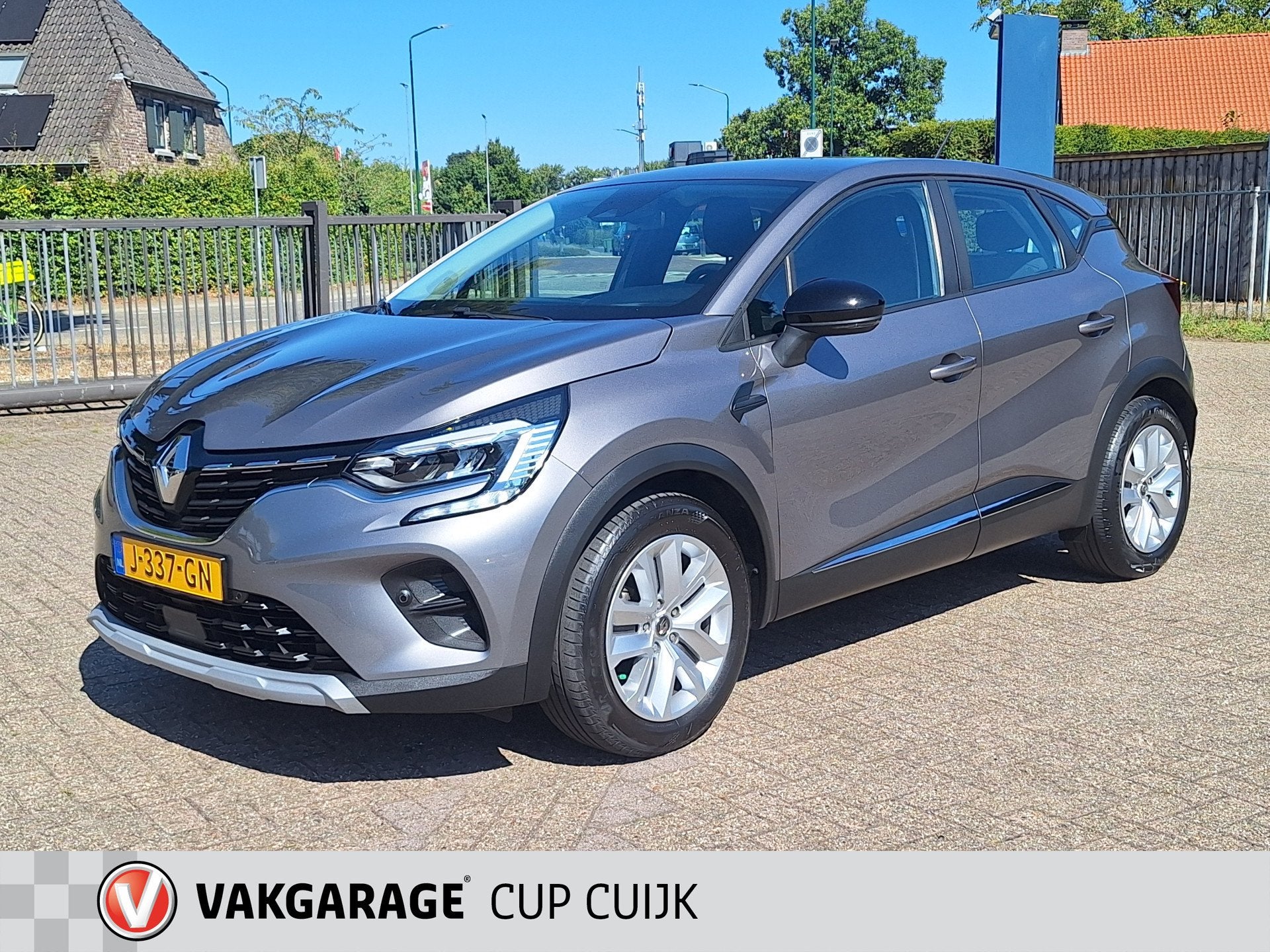 Renault Captur 1.0 TCe 100 Zen Navigatie / Airco / Cruise Co, Auto's, Voorwielaandrijving, Dealer onderhouden, Gebruikt, 1165 kg