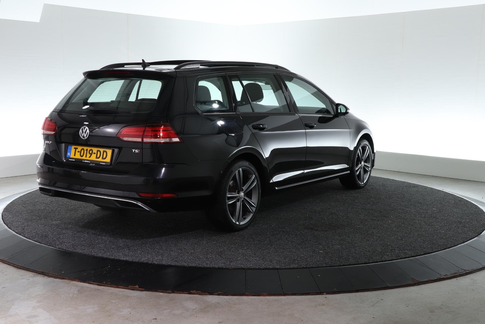 Volkswagen Golf Variant 1.4 TSI Highline Business R | SCHUIF, Auto's, 125 pk, Gebruikt, 4 cilinders, Zwart