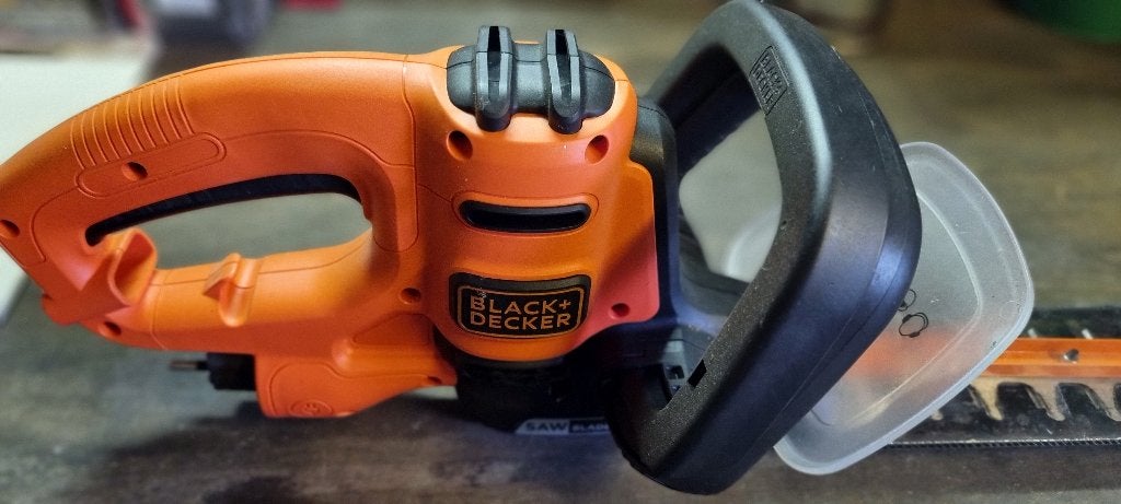 Black & Decker heggenschaar, Tuin en Terras, Ophalen, Zo goed als nieuw, Elektrisch, Black & Decker