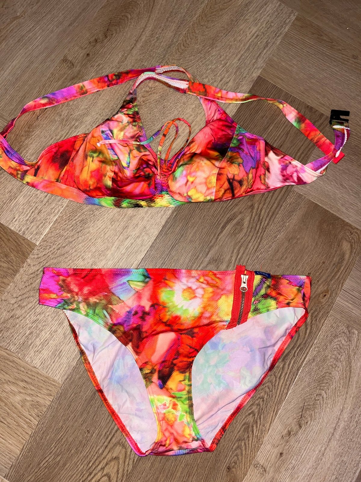 Borst Prothese Cyell Bikini Set, Ophalen of Verzenden, Zo goed als nieuw, Meerkleurig, Bikini