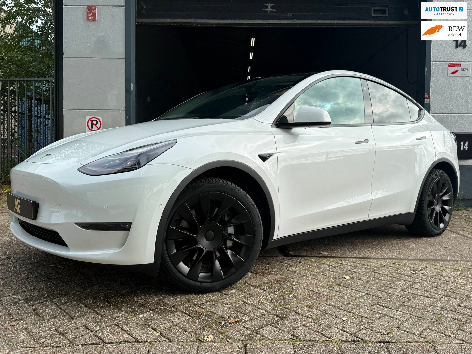Tesla Model Y Long Range AWD 75 kWh | Elektrisch | 2022 | Pa, Automaat, Gebruikt, Wit, 1600 kg