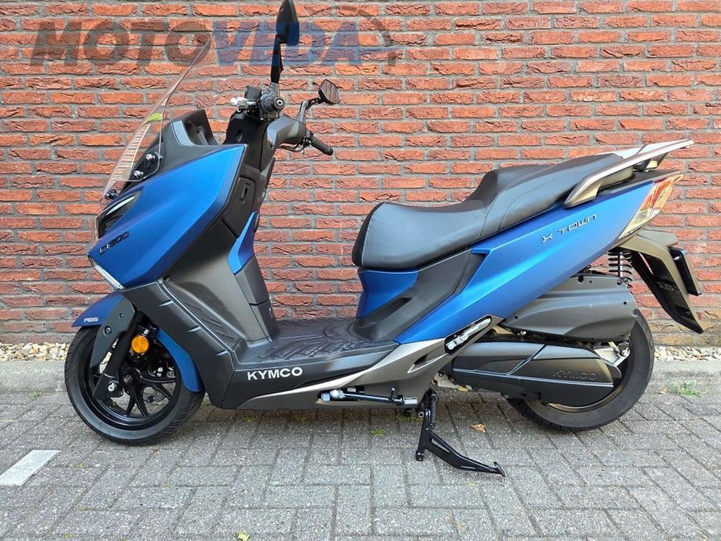 KYMCO X-TOWN 300I (bj 2022), Motoren, Scooter, Kymco, Bedrijf, Onbekend