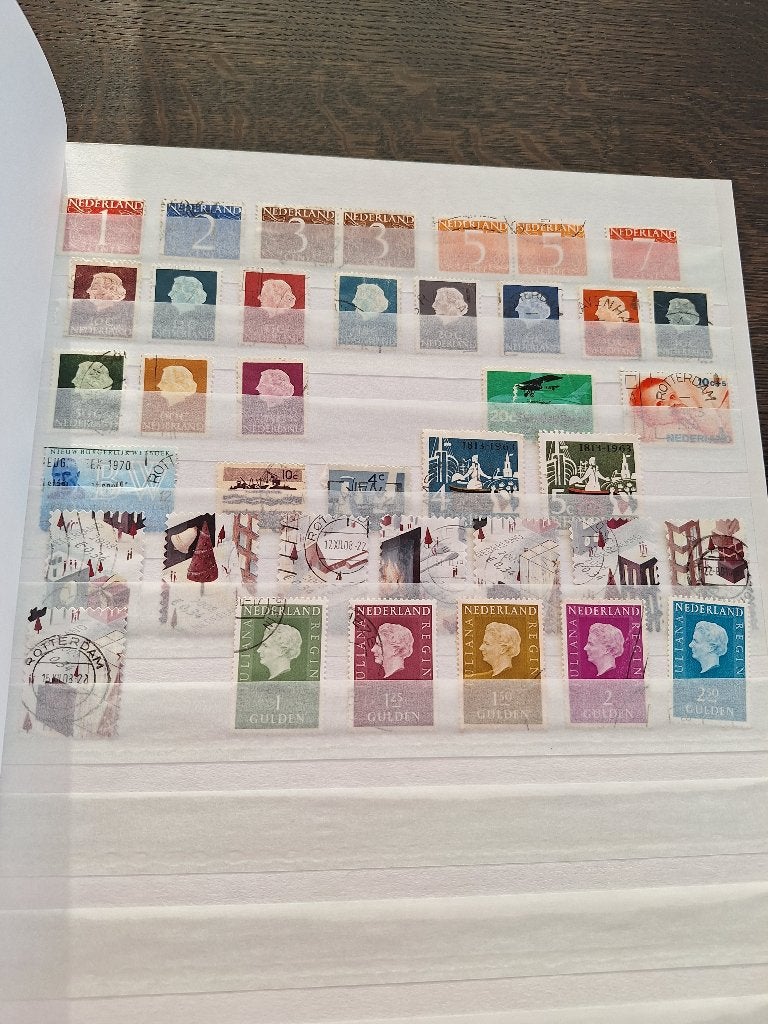 Postzegel verzameling wereld, Ophalen of Verzenden, Nederland en Buitenland