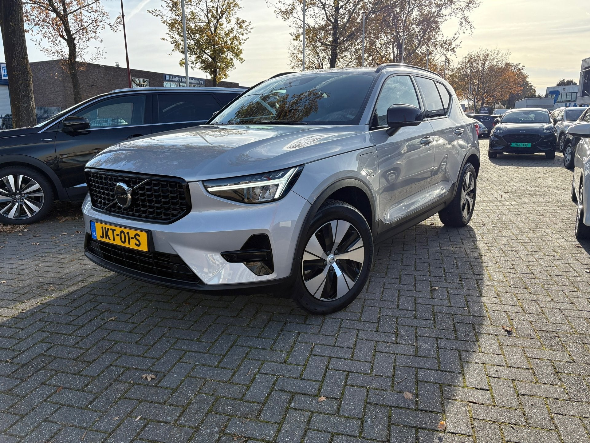 Volvo XC40 1.5 T4 Plug-in hybrid Plus Dark / Panorama-dak /, Auto's, Stof, Euro 6, Plug-in hybride, Bedrijf