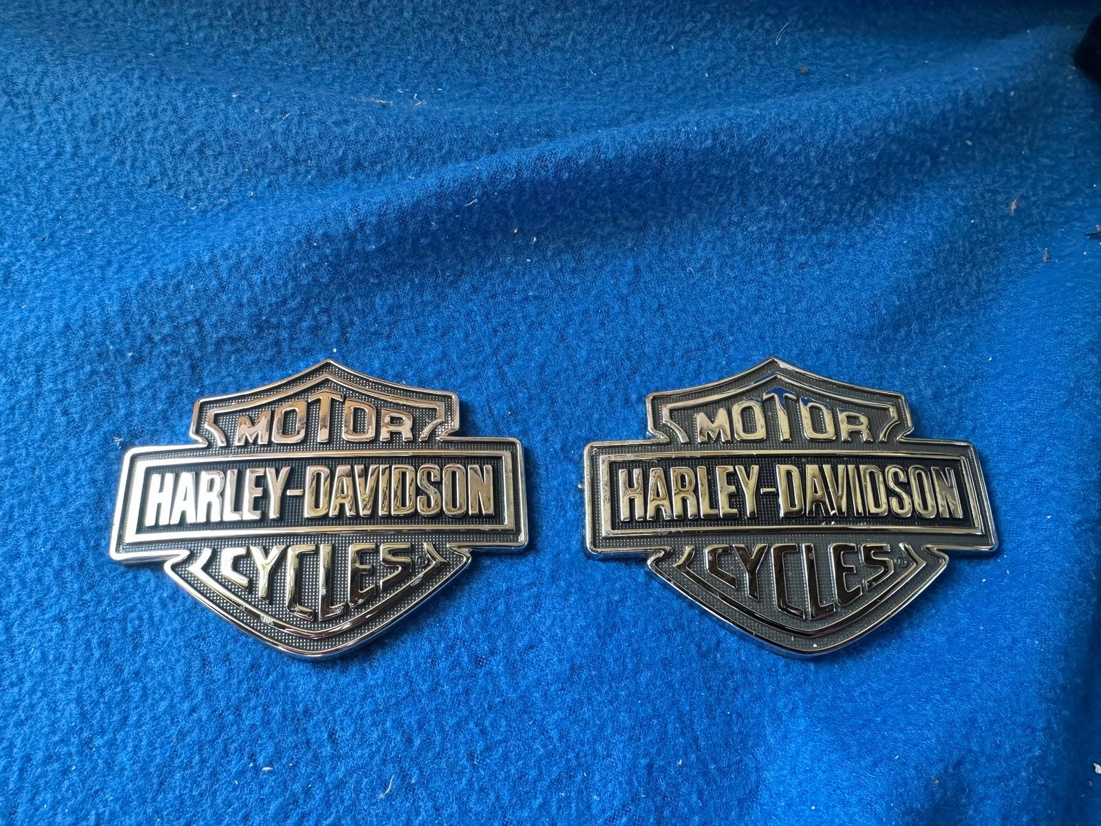 Harley Davidson tank emblemen (set van 2), Ophalen of Verzenden, Gebruikt