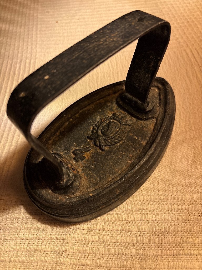 Gietijzeren strijkijzer, Antiek en Kunst, Ophalen, Dames, Onbekend