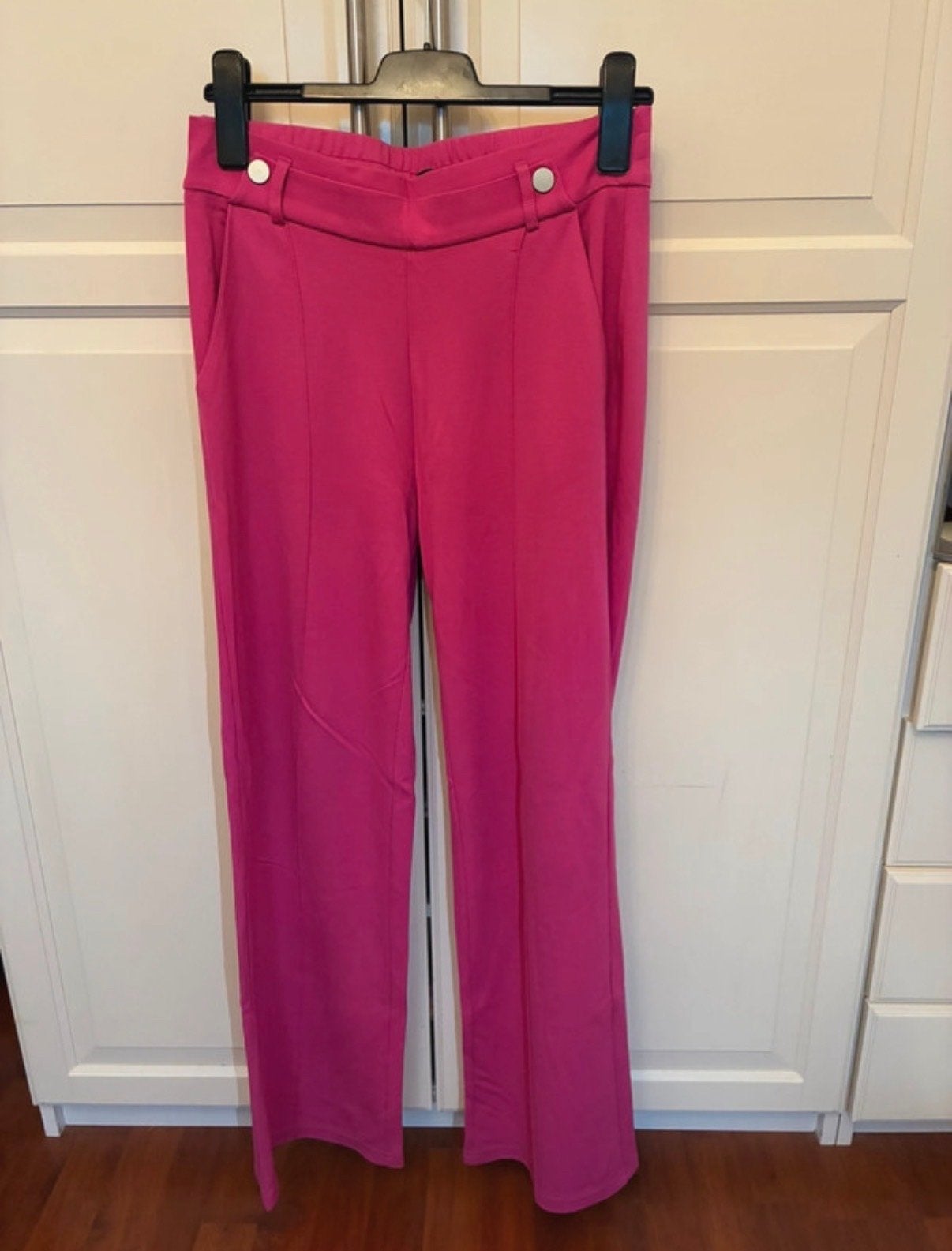 Nieuwe roze CL Essentials broek - Maat S - Straight fit, Nieuw, Ophalen of Verzenden, Roze, Maat 36 (S)