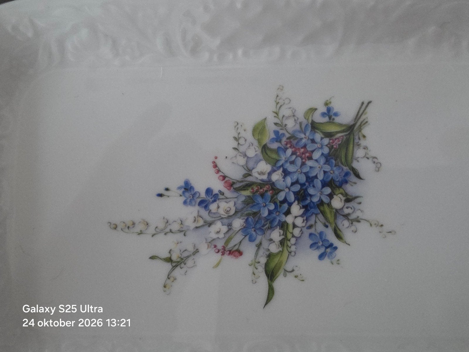 Prachtig theeservies met bloemmotief, Ophalen