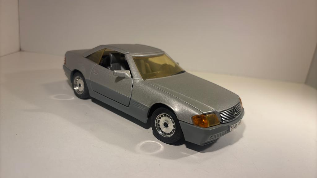 Mercedes benz 500 sl majorette 1.24, Overige merken, Ophalen of Verzenden, A, A
