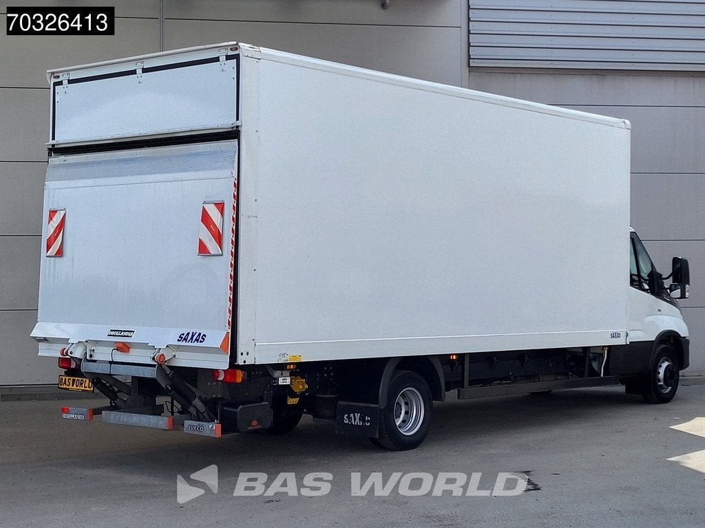 Iveco Daily 70C18 3.0L Automaat Bakwagen 1000KG Laadklep Luc, Automaat, Stof, Gebruikt, Euro 6