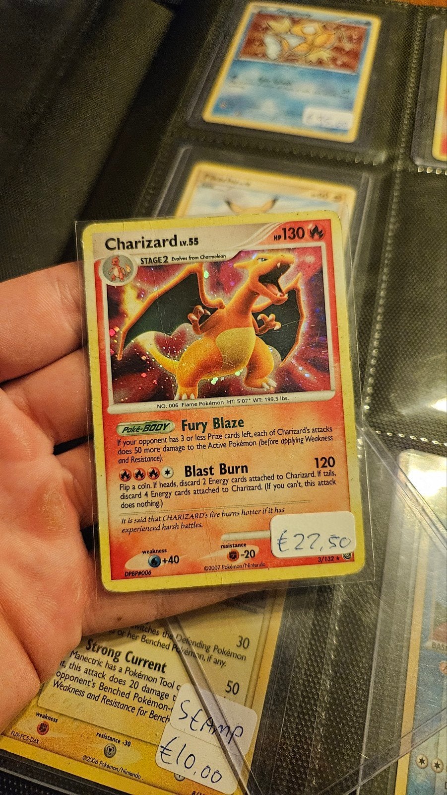 Charizard Holo Pokemonkaart!, Ophalen of Verzenden, Zo goed als nieuw