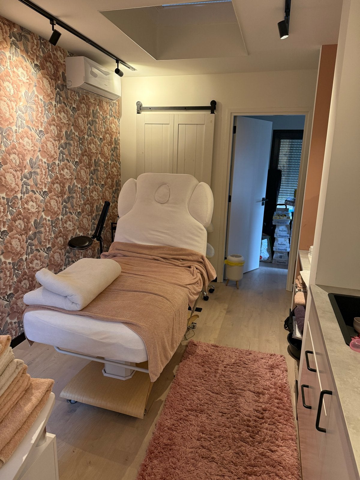 Elektrische behandeltafel Spa Chakra – weinig gebruikt, Diensten en Vakmensen, Schoonheidsspecialisten | Overige, Huidbehandeling