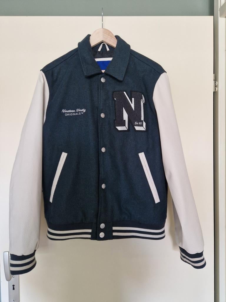 Jack & jones baseball jack maat m, Kleding | Heren, Jassen | Zomer, Ophalen of Verzenden, Blauw