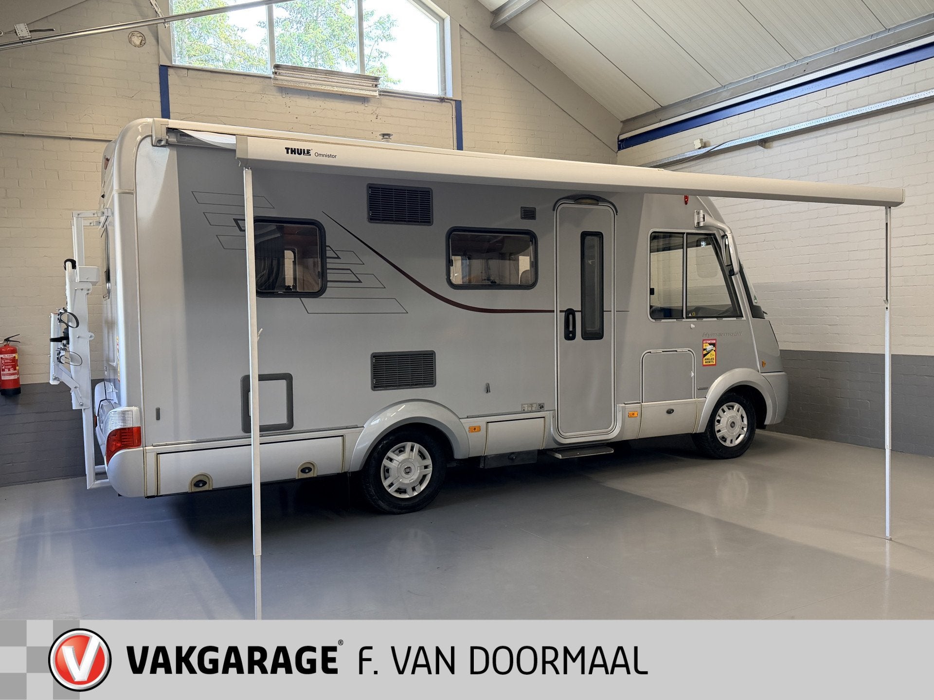 Hymer B 574 SL Limited Edition (bj 2009), Integraal, Afzuigkap, Bedrijf, Info@vakgaragefvandoormaal.nl
