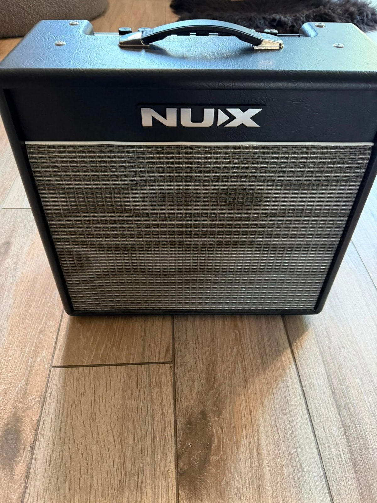NUX Mighty 40 BT Gitaarversterker ZGN!, Ophalen, Zo goed als nieuw, Gitaar, Minder dan 50 watt