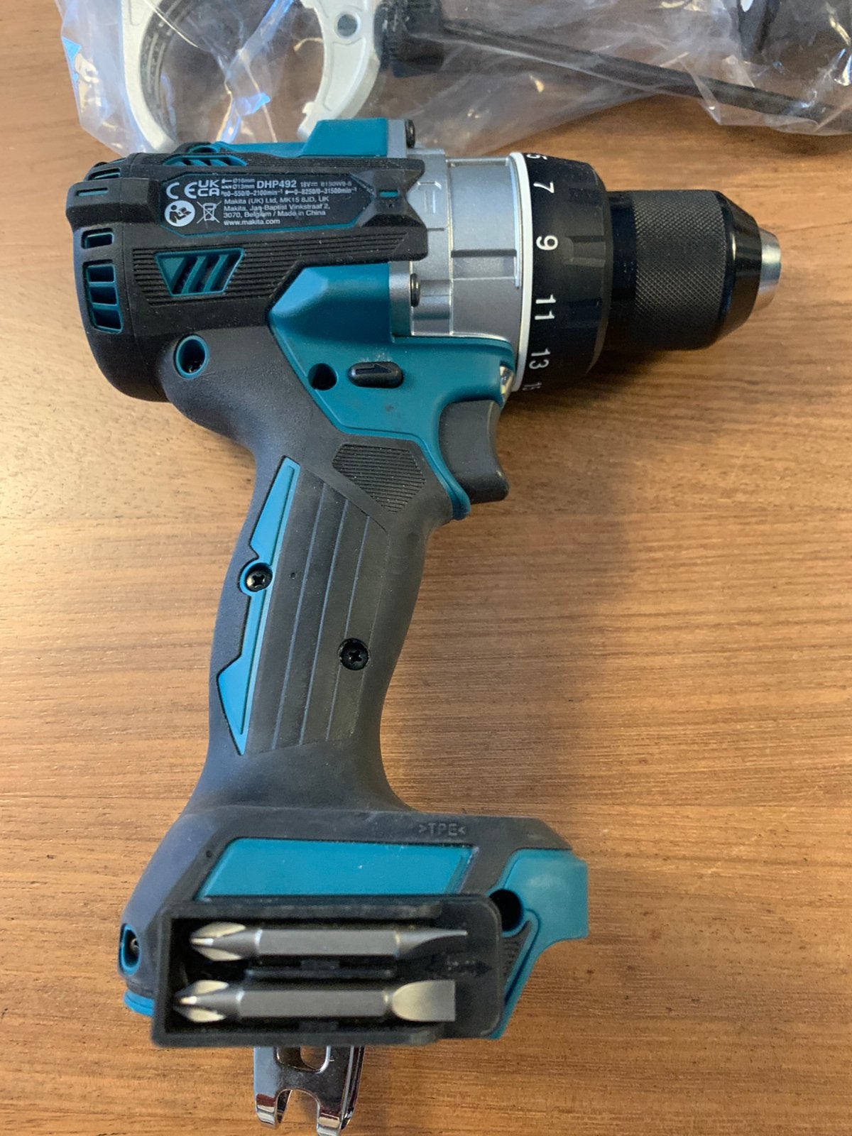 MAKITA DHP 492, accu klopboormachine, Doe-het-zelf en Verbouw, Gereedschap | Boormachines, Ophalen of Verzenden, Nieuw