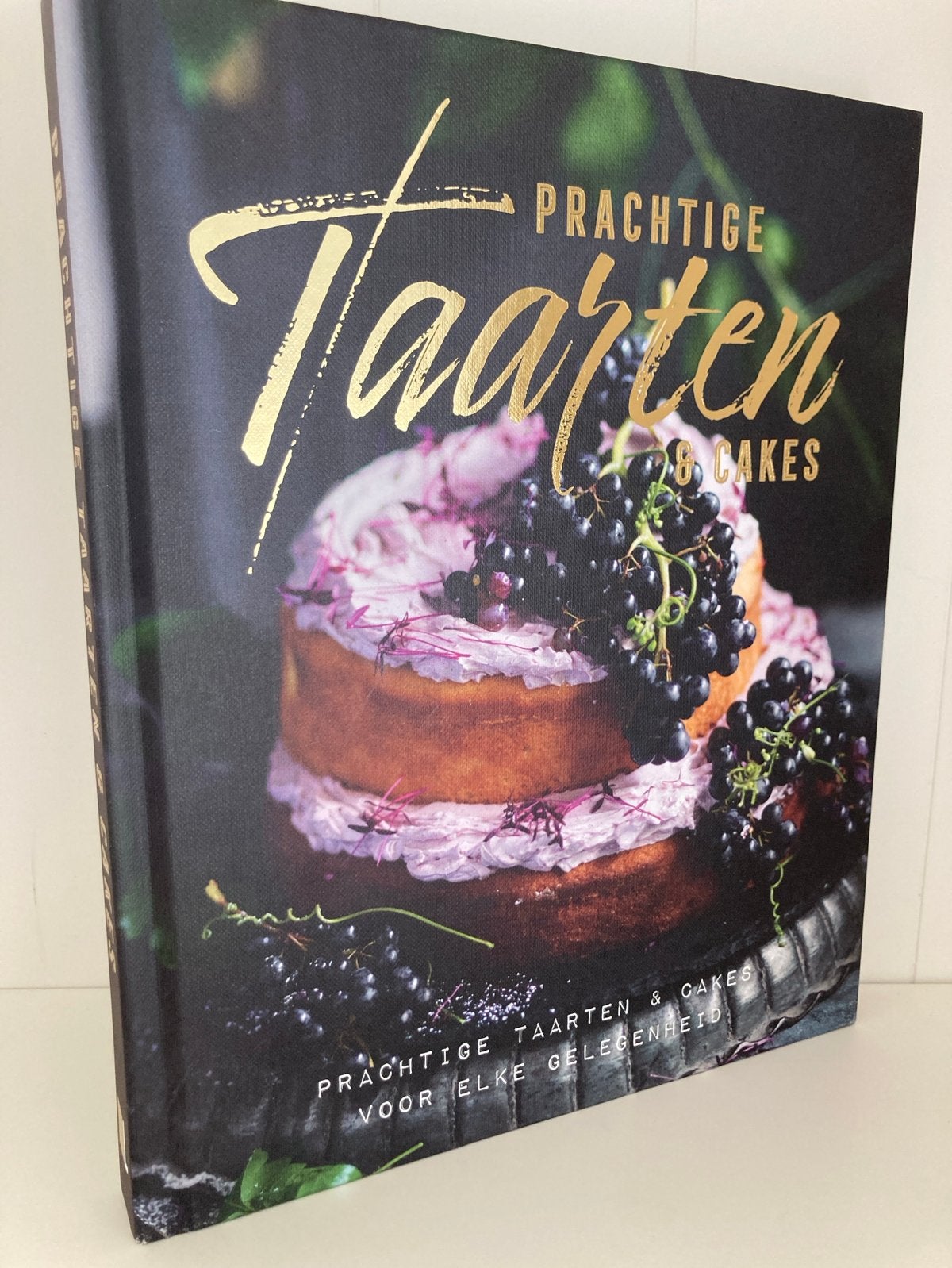 Prachtige Taarten & Cakes - Receptenboek, Boeken, Kookboeken, Zo goed als nieuw, Taart, Gebak en Desserts, Overige gebieden, Verzenden