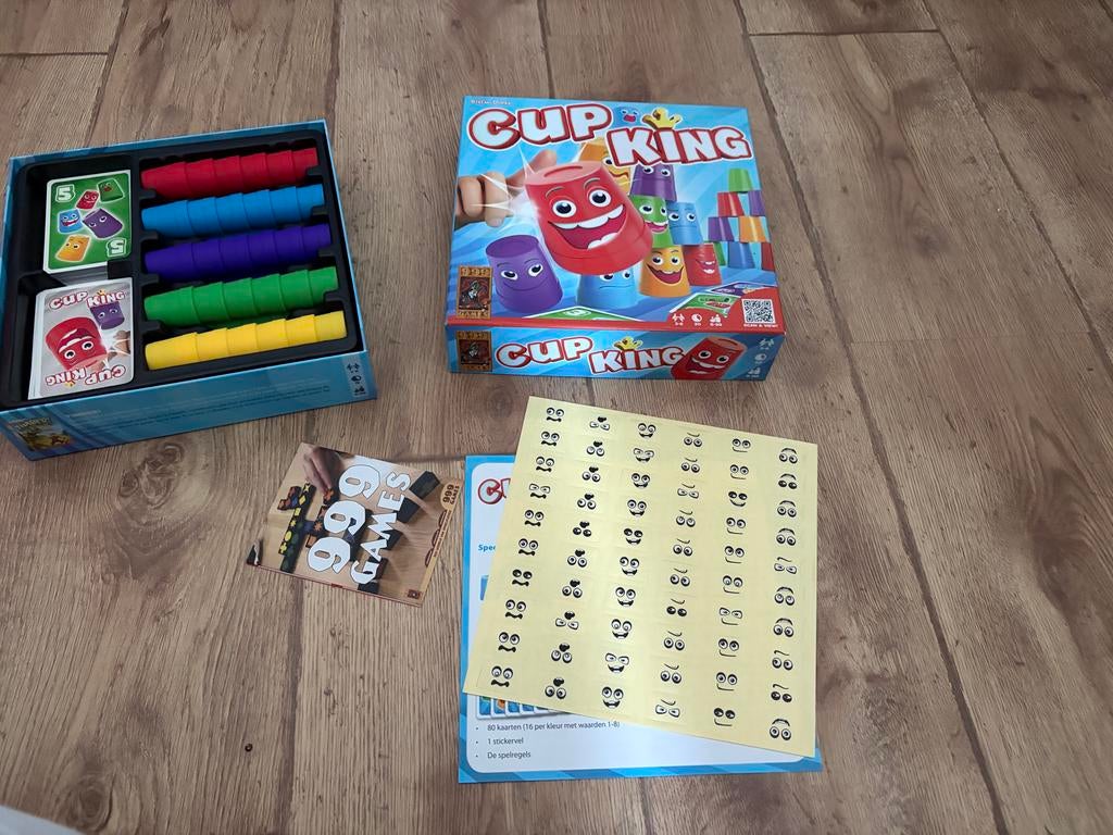 Diverse spelletjes: Cup King, Zakgeld, De Verraders, Hobby en Vrije tijd, Gezelschapsspellen | Bordspellen, Gebruikt, Drie of vier spelers