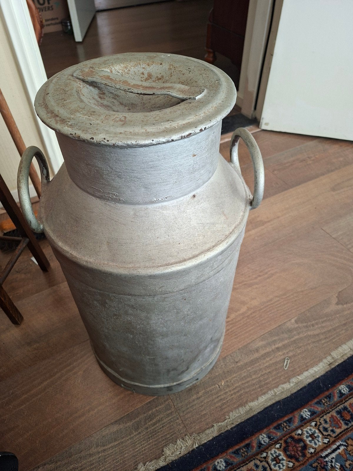 originele Melkbus met deksel, Ophalen