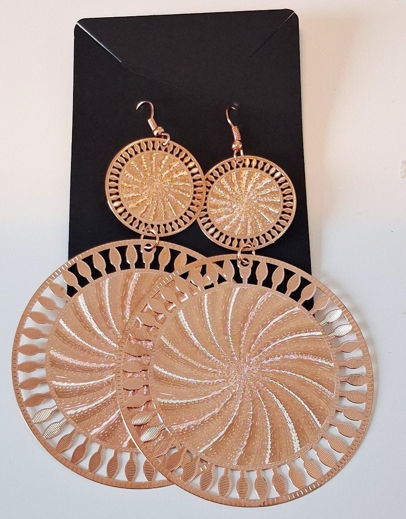 Super leuke oorbellen Nieuw, Ophalen of Verzenden, Nieuw, Goud, Overige materialen