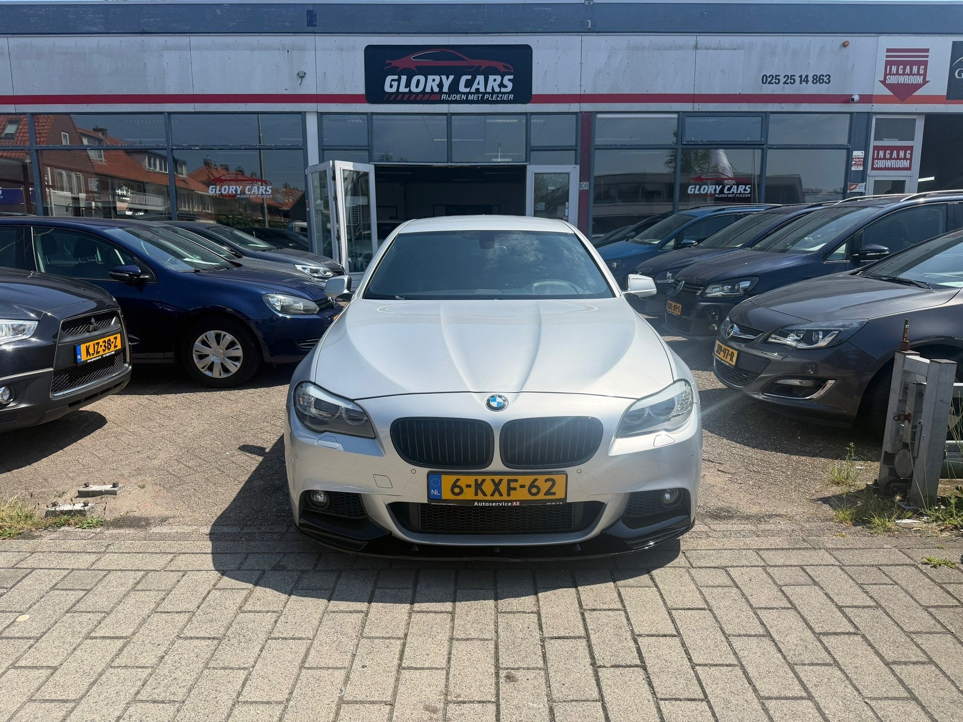 BMW 5-serie 520i AUTOMAAT-NAVI-WEINIG KM, Auto's, Automaat, Euro 5, Achterwielaandrijving, Gebruikt