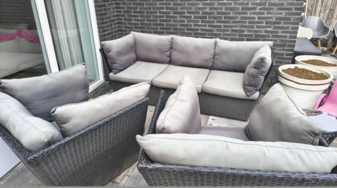 Stijlvolle Wicker Tuinset: 3-zits bank, 2 fauteuils, 2 poefs, Ophalen of Verzenden, Wicker, Tuinset, 7 zitplaatsen
