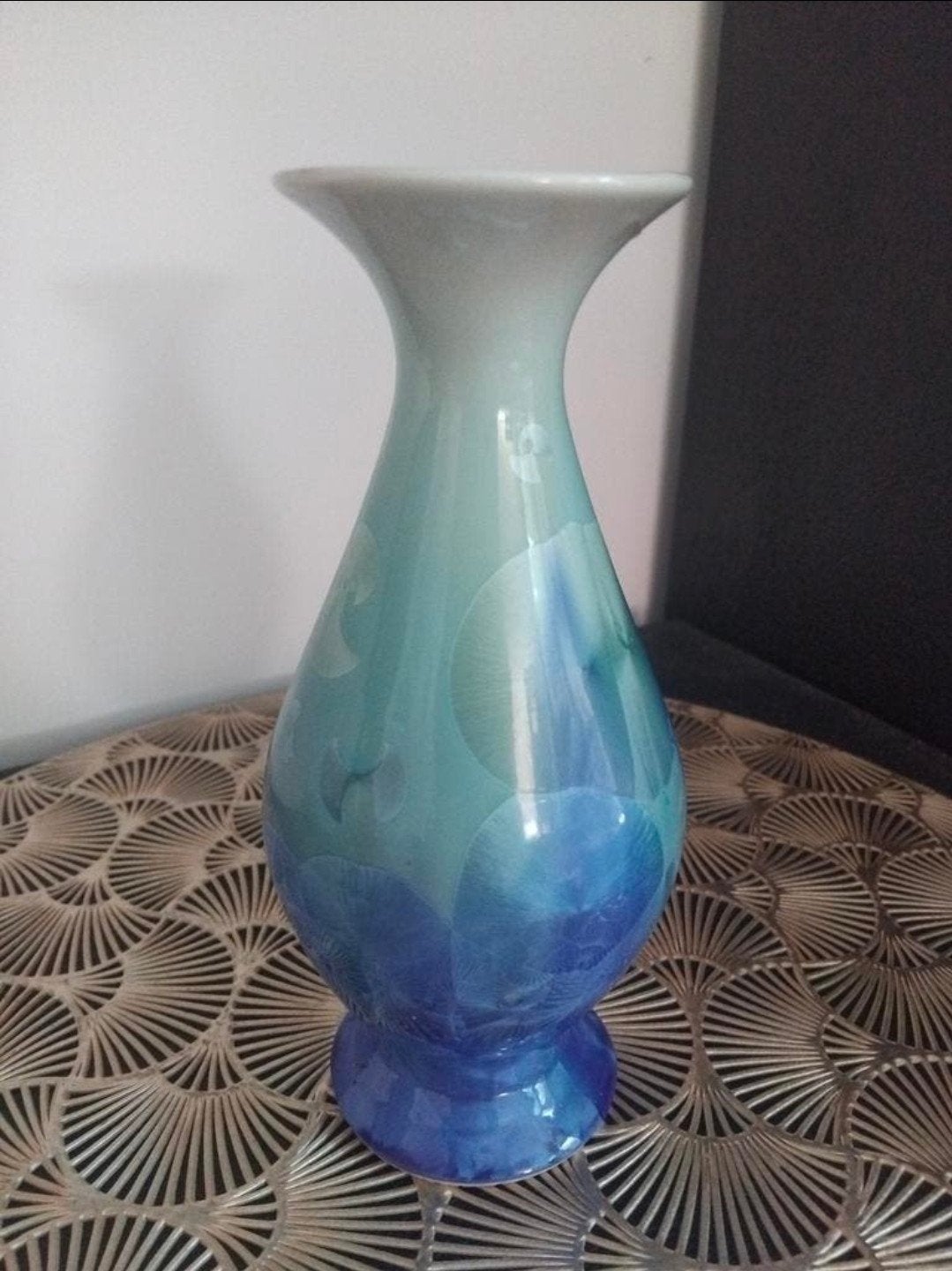 Antieke vaas zie foto hoogte 19 cm Prijs €20, Ophalen of Verzenden
