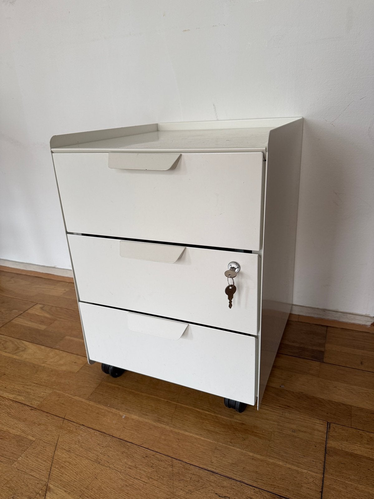 Ikea Trotten ladeblok op wielen nachtkastje ladekast, Ophalen, Minder dan 50 cm, Zo goed als nieuw, 3 of 4 laden