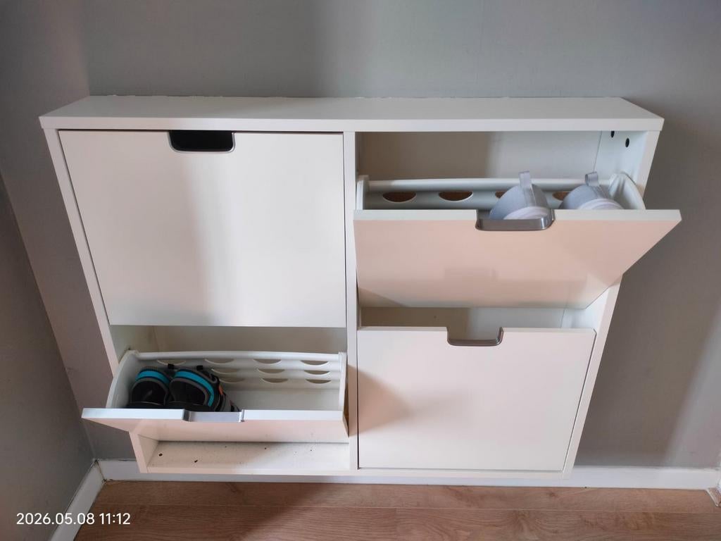 Witte schoenenkast met 4 vakken - IKEA BISSA, Huis en Inrichting, Kasten | Schoenenkasten, Ophalen of Verzenden, Gebruikt, Modern, Scandinavisch