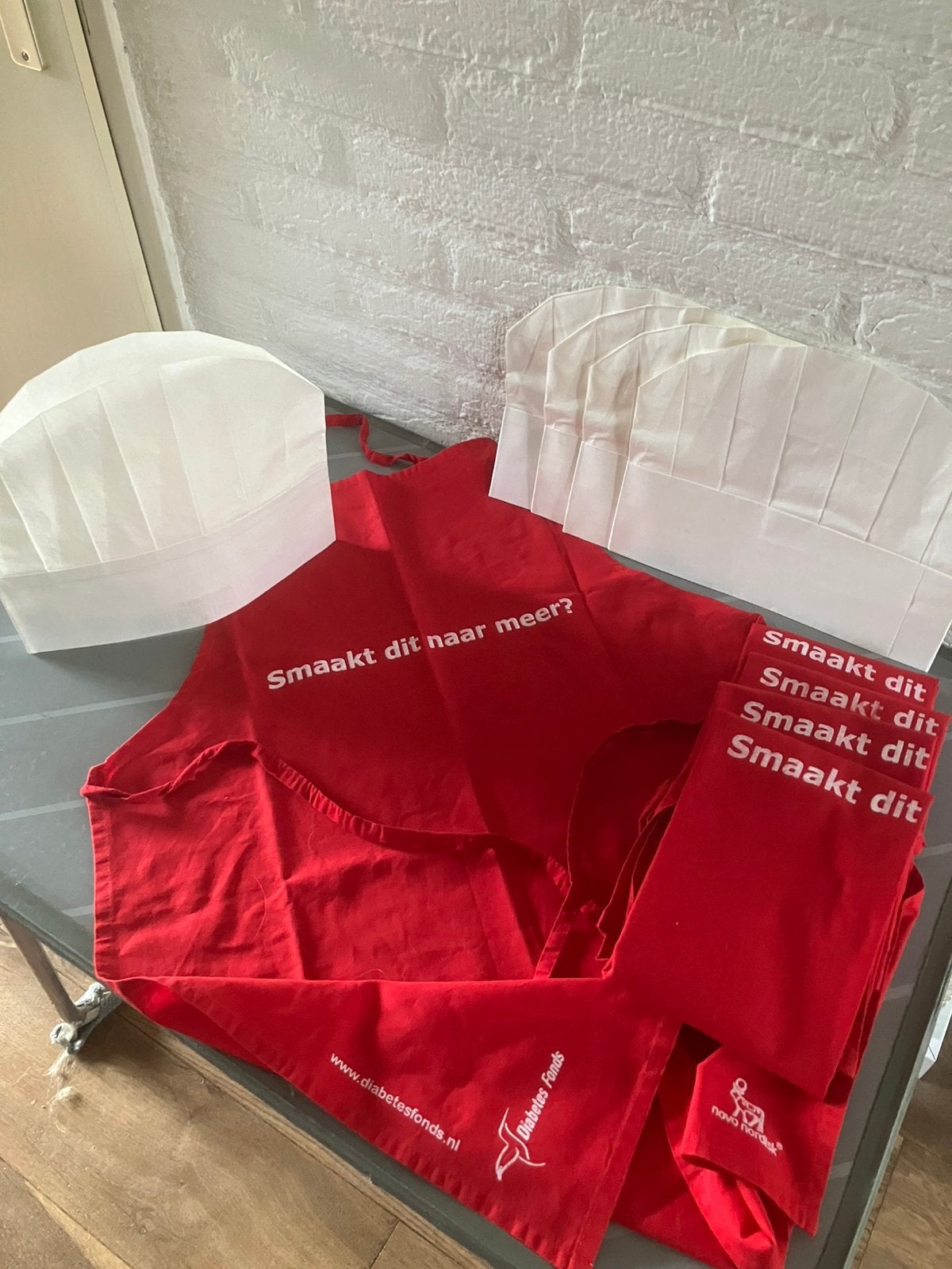 Kokmutsen met schortjes, Ophalen of Verzenden, Nieuw