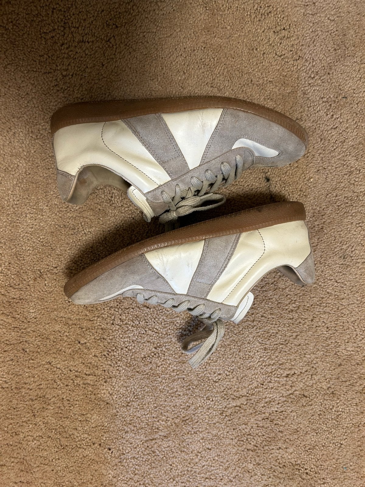 Maison Margiela gat Sneakers - Maat 43, Kleding | Heren, Ophalen of Verzenden, Gedragen, Overige kleuren, Sneakers of Gympen