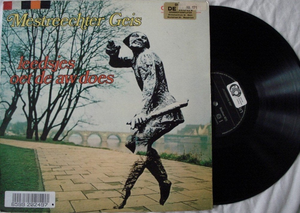 Mestreechter Geis - Leedsjes oet de aw does, Gebruikt, Ophalen of Verzenden, Gatefold hoes, 12 inch
