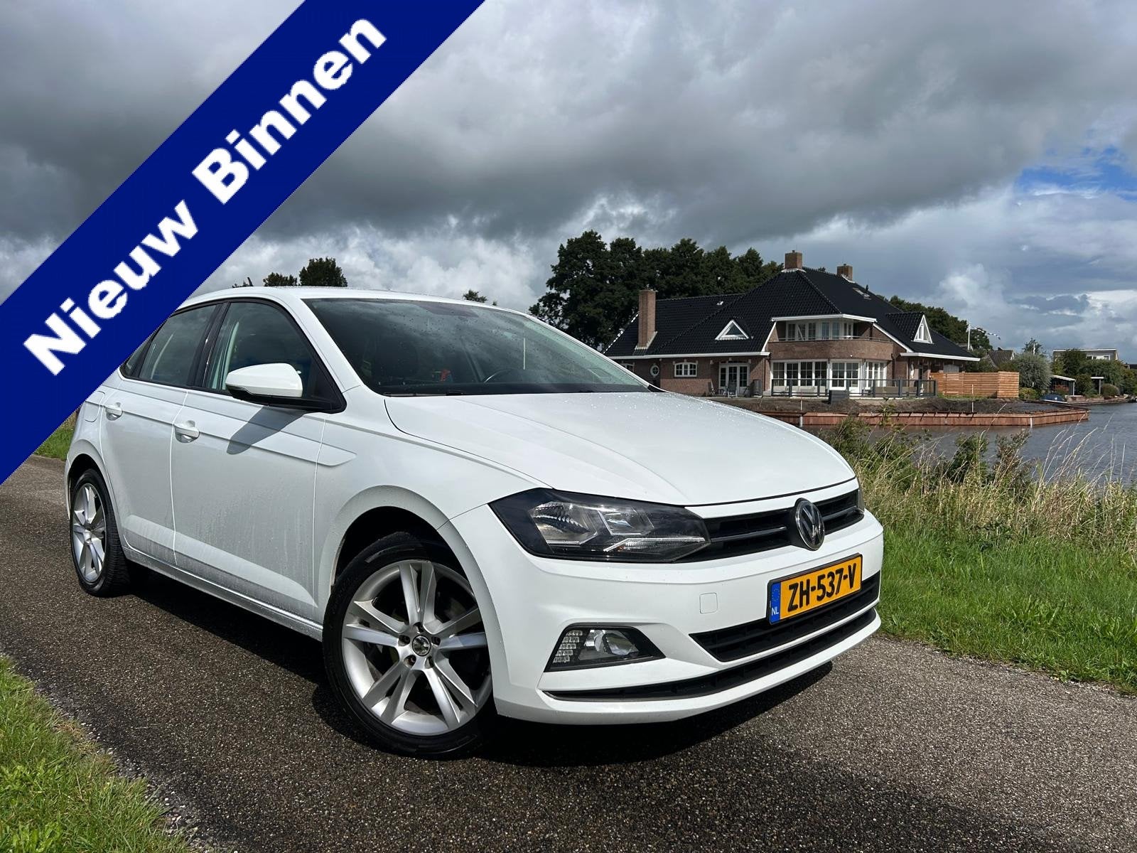 Volkswagen Polo 1.6 TDI Comfortline | Trekhaak | Apple Carpl, Voorwielaandrijving, Dealer onderhouden, Gebruikt, 4 cilinders