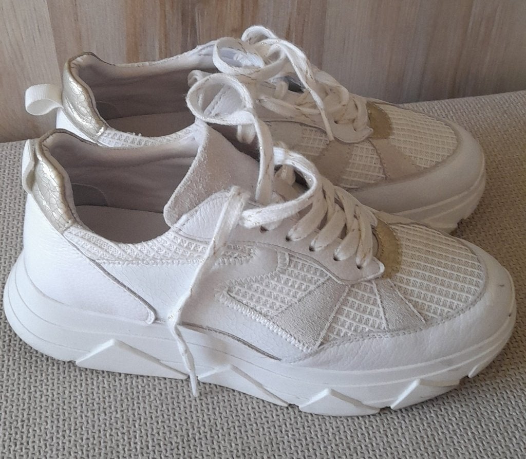 Sneakers wit omoda 39, Wit, Omoda, Ophalen of Verzenden, Sneakers of Gympen