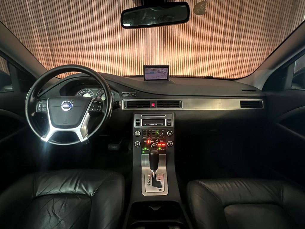 Volvo V70 2.4D 5 CILINDER AUTOMAAT/LEDEREN BEKLEDING/AIRCOND, Auto's, 15 km/l, Zwart, Diesel, Euro 4