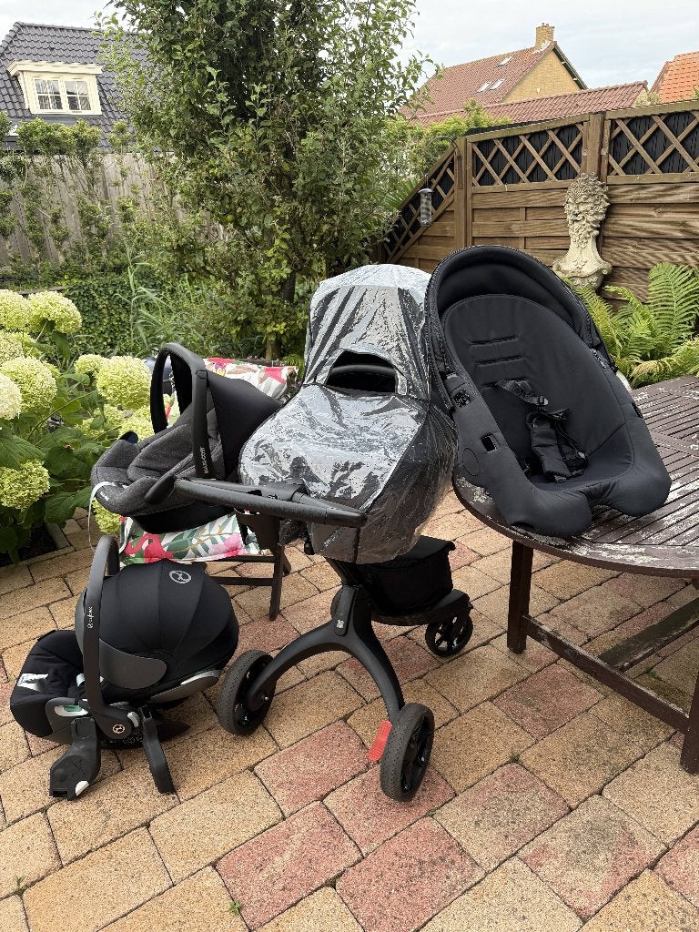 Luxe Stokke Xplory Kinderwagen – Compleet Pakket  !, Zo goed als nieuw, Verstelbare duwstang, Ophalen, Kinderwagen