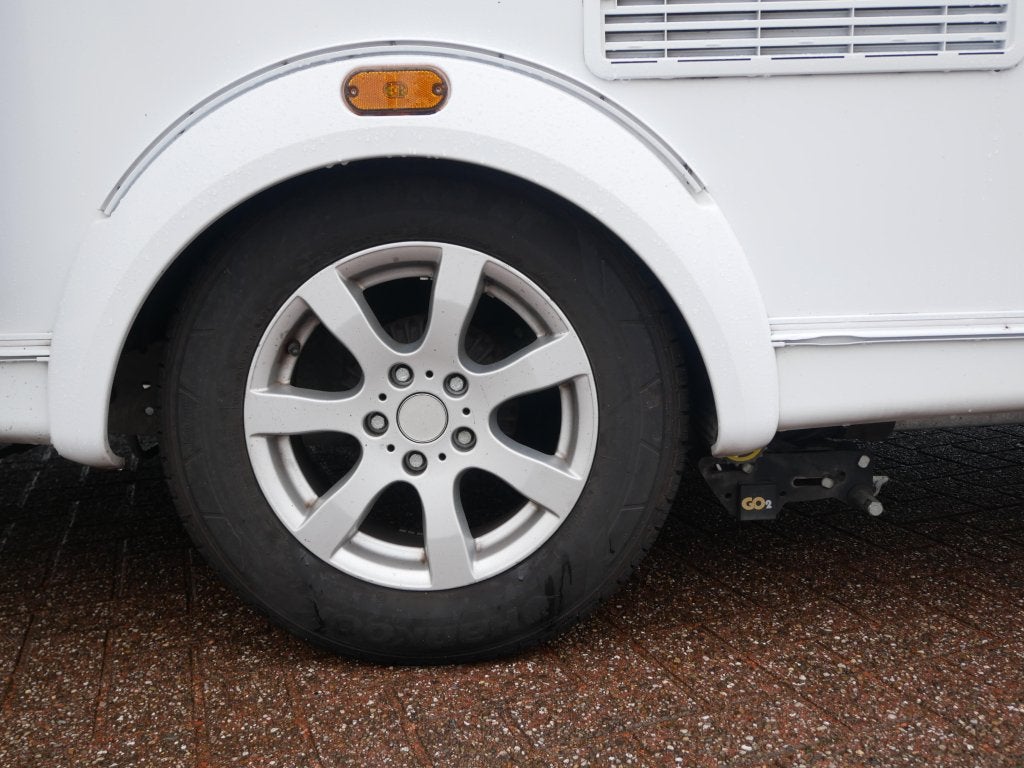 Knaus Sudwind Silver Selection 420 QD Incl. mover en fietsen, Caravans en Kamperen, Bedrijf, Treinzit, Schokbreker, 4 tot 5 meter