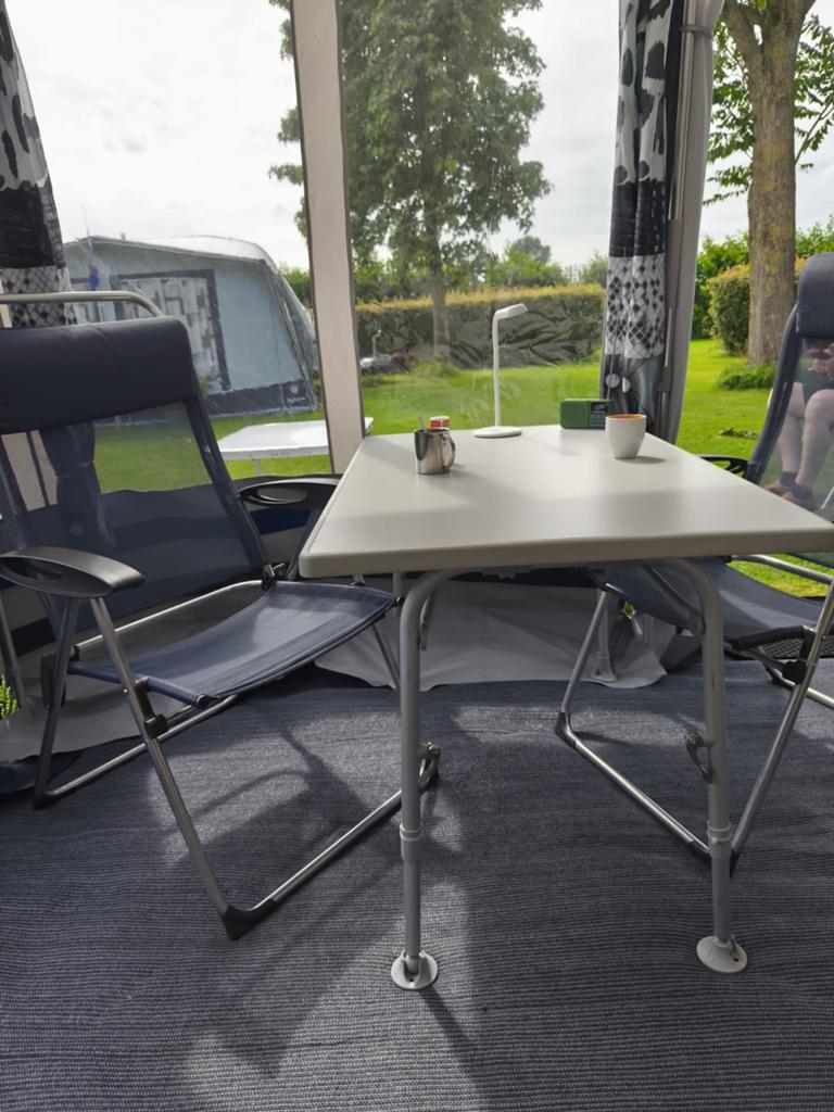 Knaus Azur 380 (type 4106), Tot en met 2, 750 - 1000 kg, Particulier, Knaus