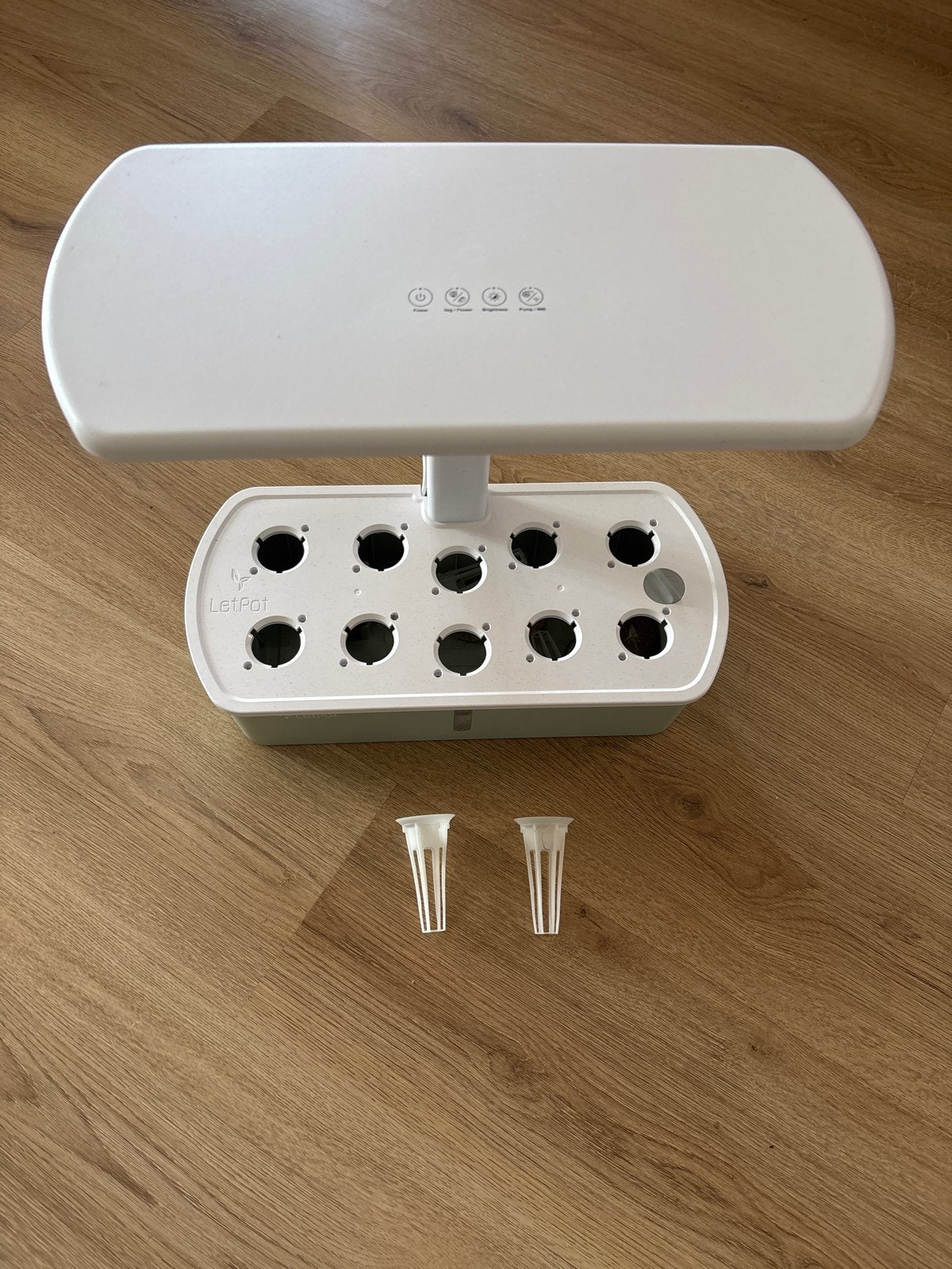 LetPot Slimme Hydroponische Kweekbak met LED-verlichting, Tuin en Terras, Kweekspullen, Ophalen of Verzenden, Zo goed als nieuw