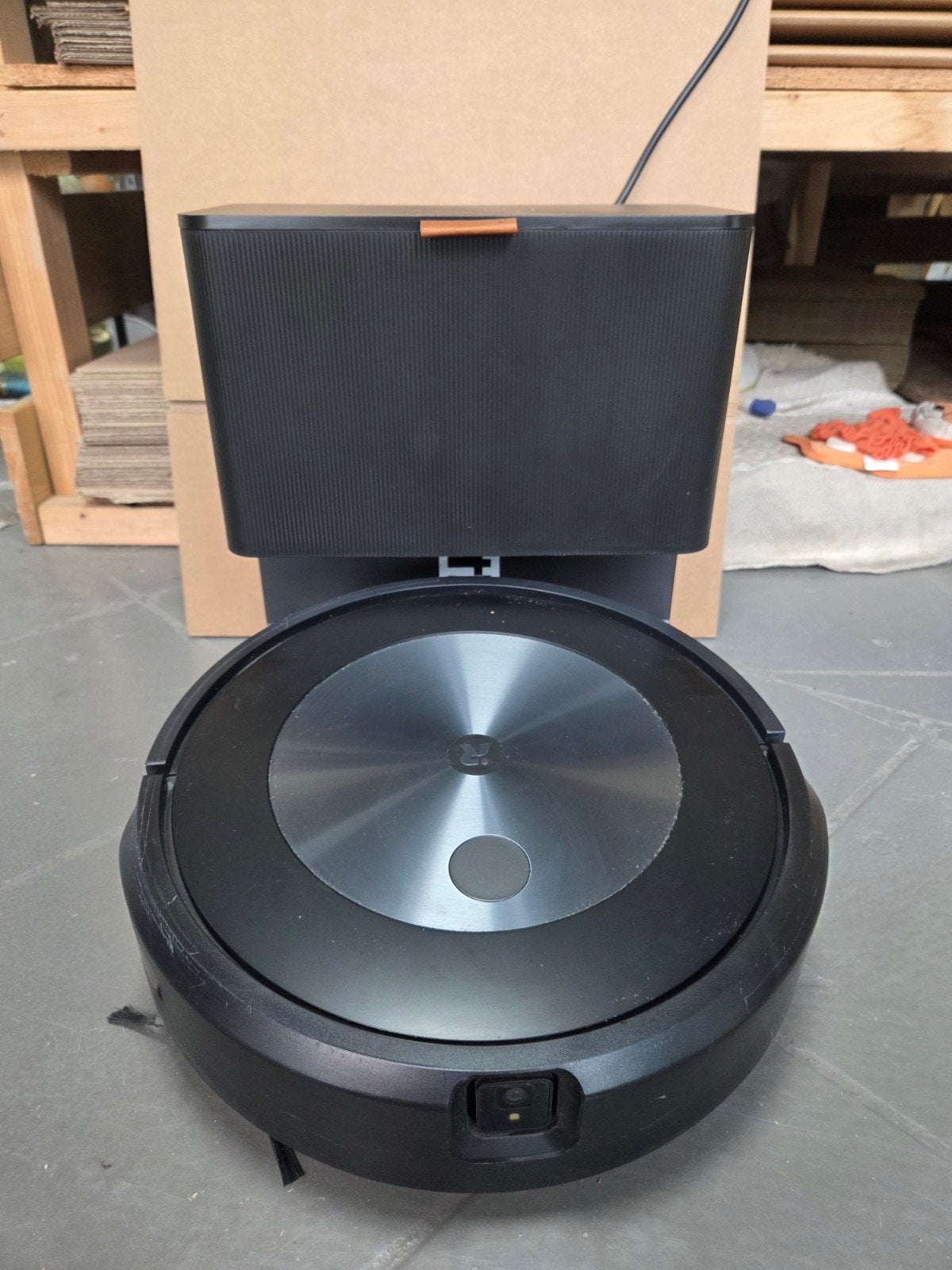 iRobot Roomba j7+ Robotstofzuiger met zelflegende basis, Witgoed en Apparatuur, Stofzuigers, Stofzak, Bedienbaar via app, Support@irobot.com