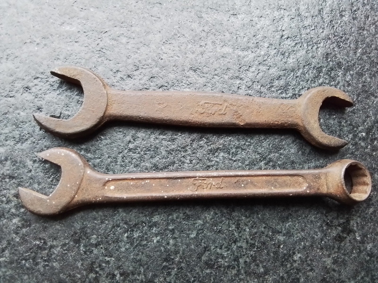 2 oude Ford steeksleutels, Ophalen of Verzenden