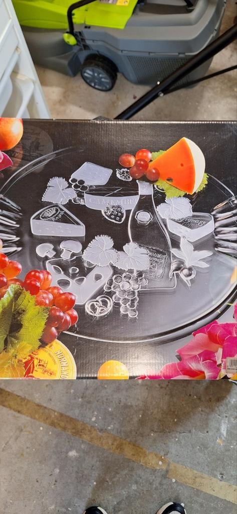 Glazen Kaas Serveerschaal - Nieuwstaat, Schaal, Rond, Ophalen of Verzenden, Glas