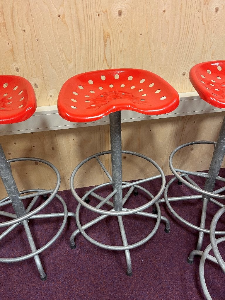 Exclusieve barkruk, Ophalen, 5 krukken of meer, 60 tot 90 cm, Zo goed als nieuw